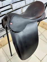 Load image into Gallery viewer, 16 1/2” Wide Kings Saddlery Show/WH Saddle - Brown