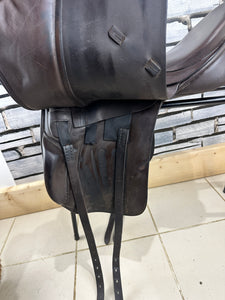 17” Narrow Albion K2 Dressage Saddle - Brown
