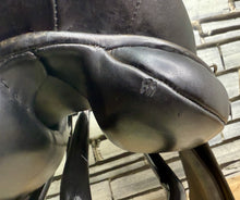 Load image into Gallery viewer, 18” Wide Ideal Apex GP Saddle - Black