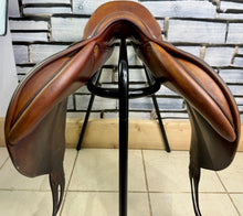 Load image into Gallery viewer, 17” Medium Butet Monoflap Cross Country Jump Saddle - Brown/Tan
