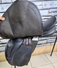 Load image into Gallery viewer, 17” MW Tekna GP/Jump Saddle - Black