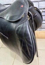 Load image into Gallery viewer, 17 1/2” XW Jeffries Falcon Hawk Event Cob GP Saddle - Black