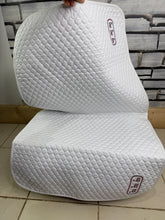 Load image into Gallery viewer, S/H Job Lot 2 x Nuumed Dressage Pads - Large