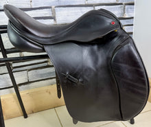 Load image into Gallery viewer, 17 1/2” Wide Albion Selecta WH/GP/Jump Saddle - Brown