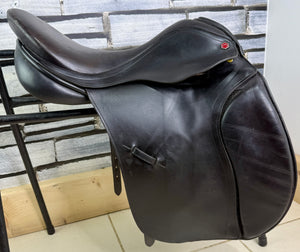17 1/2” Wide Albion Selecta WH/GP/Jump Saddle - Brown