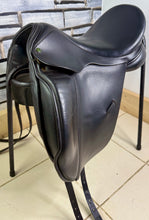 Load image into Gallery viewer, 18” MW Ideal Suzannah LH Dressage Saddle - Black
