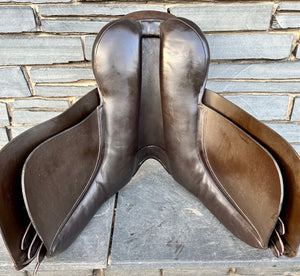 16 1/2” MW Oakfield WH/VSD Saddle - Brown