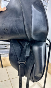 17” MW Ideal Suzannah Dressage Saddle - Black