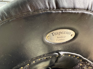 17” Wide Trapezius Panel Long Strap Saddle - Black