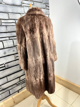 Load image into Gallery viewer, Ladies Approx Size 16 Vintage Fur Coat