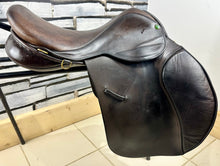 Load image into Gallery viewer, 17” Medium Ideal Grandee Jump/GP Saddle - Brown