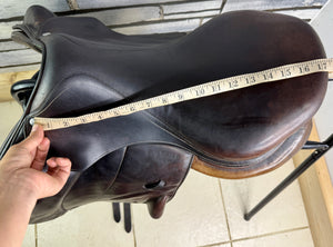 17 1/2” MW Voltaire Lexington Monoflap Jump Saddle -2015- Brown