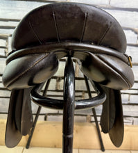 Load image into Gallery viewer, 16 1/2” Medium Farrington Burford Event GP Saddle - Black