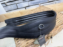 Load image into Gallery viewer, S/H 145cm/58” Padded Anatomic Shaped Leather Girth-Black