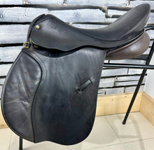 Load image into Gallery viewer, 17 1/2” MN Chris Gohl GP Saddle - Brown