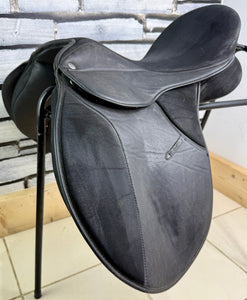 17 1/2” XW Thorowgood Griffin Standard GP Saddle - Black