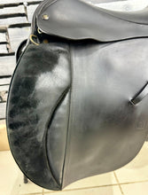 Load image into Gallery viewer, 17 1/2” Wide Symmonds Designer VSD/GP Saddle - Brown