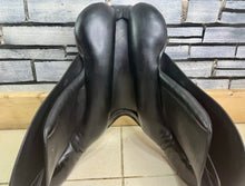 Load image into Gallery viewer, 18” Wide Ideal Apex GP Saddle - Black