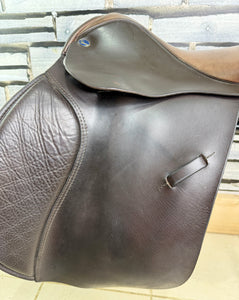 16 1/2” Wide Silhouette GP Saddle - Brown