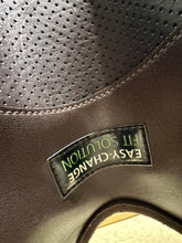 Load image into Gallery viewer, 17” MW/Changeable Gullet Wintec 500 VSD GP Saddle - Brown - Cair