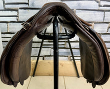 Load image into Gallery viewer, 15” Wide English Pony WH/Show Saddle - Brown