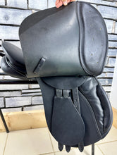 Load image into Gallery viewer, 15 1/2” MW Jackie Roberts GP Saddle - Black