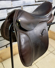 Load image into Gallery viewer, 14 1/2” Medium Farrington Small Pony GP Saddle - Brown