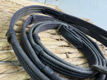 Load image into Gallery viewer, S/H Grackle Bridle, Reins &amp; Hunting Breastplate Set - Full