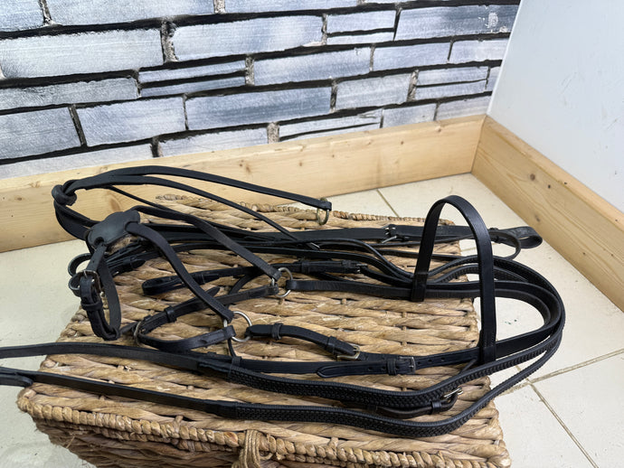 S/H Grackle Bridle, Rubber Reins & Running Martingale - Full