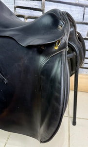 17 1/2” MW Jeffries Falcon English Event VSD Saddle - Black