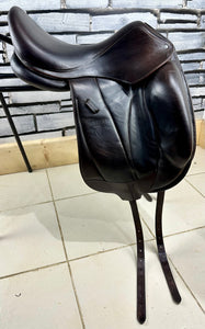 17 1/2” MW Voltaire Adelaide Monoflap Dressage Saddle - Brown