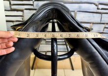 Load image into Gallery viewer, 16 1/2” Wide Oakland House Saddlery GP Saddle - Black - Cob Wide