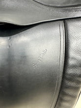 Load image into Gallery viewer, 16 1/2” XXW Harry Dabbs Cob WH Saddle - Black