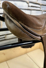 Load image into Gallery viewer, 15” Wide English Pony WH/Show Saddle - Brown