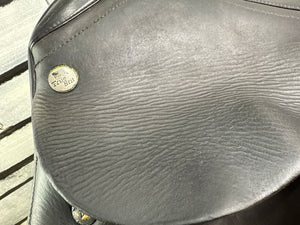 17” MW Harry Dabbs True Brit Dressage Saddle - Black