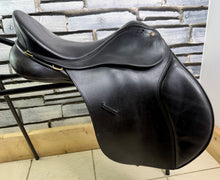 Load image into Gallery viewer, 16 1/2” MW/Changeable Gullet Bates Caprilli GP Saddle - Black - Adult Size Flap - with Cair