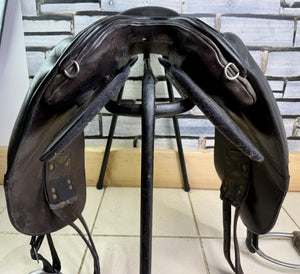17 1/2” Wide Orthoflex Panel Saddle - Black