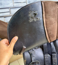 Load image into Gallery viewer, 17” MW/Changeable Gullet Thorowgood Cob Plus GP Saddle - Brown