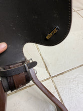 Load image into Gallery viewer, 16” Wintec SQHB Western Saddle - Brown - Lightweight - Never Used!!