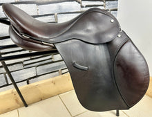 Load image into Gallery viewer, 17” Wide Ideal Classic GP Saddle - Brown