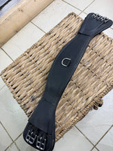 Load image into Gallery viewer, S/H Black Curved Leather Short Dressage/Event Girth-60cm/24”