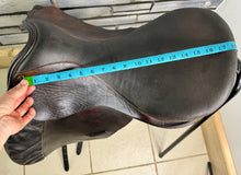 Load image into Gallery viewer, 18” Medium Ideal Jessica Dressage Saddle - Brown