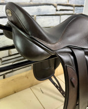 Load image into Gallery viewer, 17” Wide Black Country Vinici Monoflap Dressage Saddle - Brown