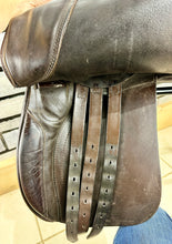 Load image into Gallery viewer, 17” Medium Ideal Working Hunter Saddle - Brown