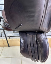 Load image into Gallery viewer, 18” XW M&amp;J/Granville Saddlery English GP Cob Saddle - Brown