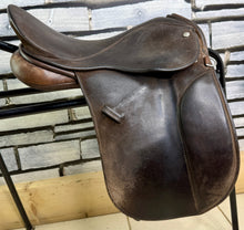Load image into Gallery viewer, 15” Wide Champion English Pony WH/Show Saddle - Brown