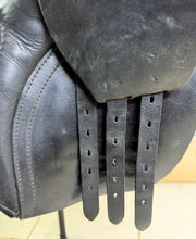 Load image into Gallery viewer, 17” MW-Wide Symmonds Cambridge GP Saddle - Black - Flat Tree - Suit a Connie or Cob