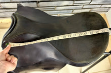 Load image into Gallery viewer, 18” Wide-XW Ideal H&amp;C GP Saddle - Brown