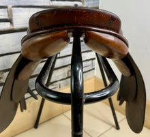 Load image into Gallery viewer, 14 1/2” Medium Fylde Saddlery Lead Rein Show Saddle - Brown