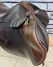 Load image into Gallery viewer, 17 1/2” MW Ideal Impala 1450 Jump Saddle - Brown